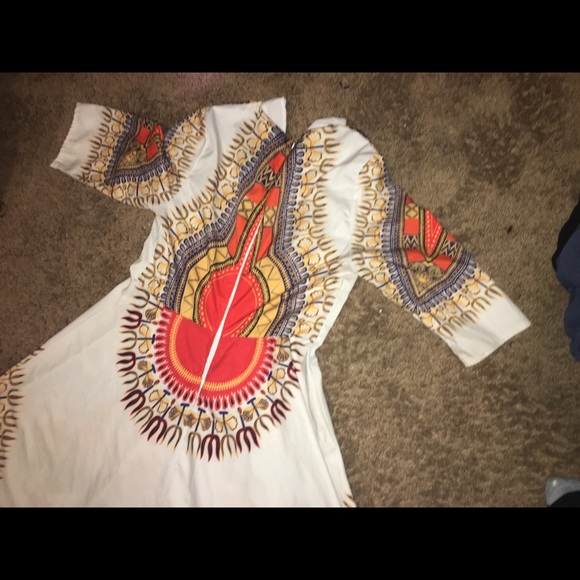 Dress - Picture 8 of 8